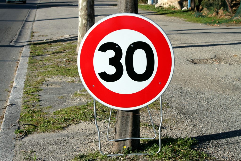 Panneau Limitation de vitesse sur chantier